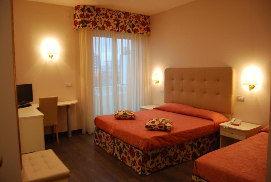 Hotel Bahia San Benedetto del Tronto Værelse billede
