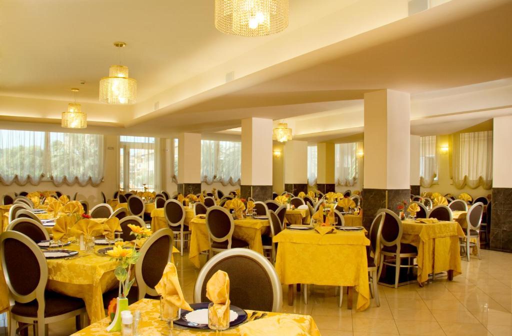 Hotel Bahia San Benedetto del Tronto Eksteriør billede